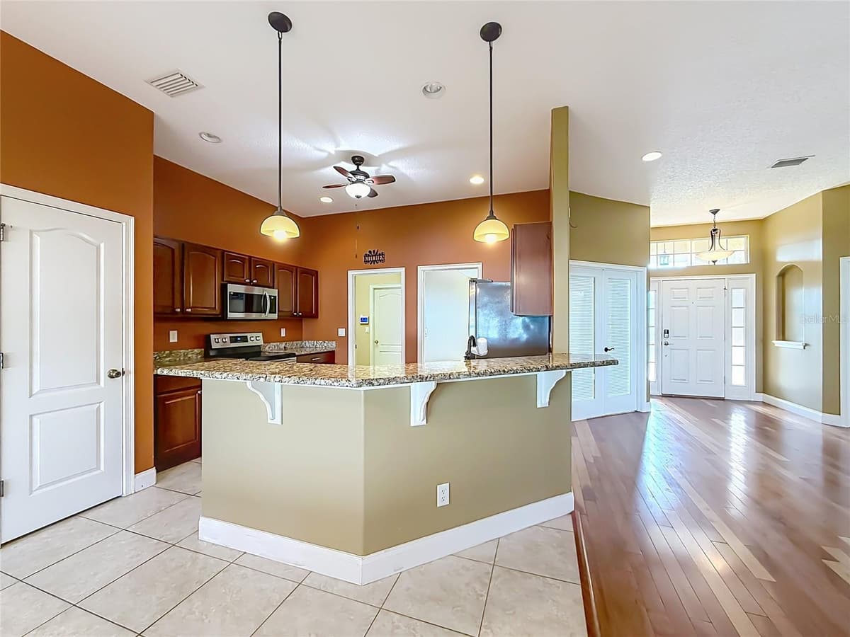 301 ASHTON WOODS LANE — photo 10 of 52