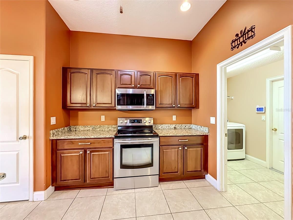 301 ASHTON WOODS LANE — photo 13 of 52