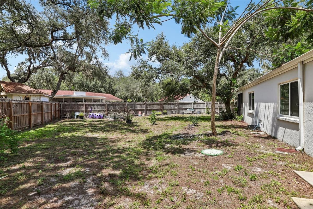 4603 RIDGECLIFF DRIVE — photo 48 of 62