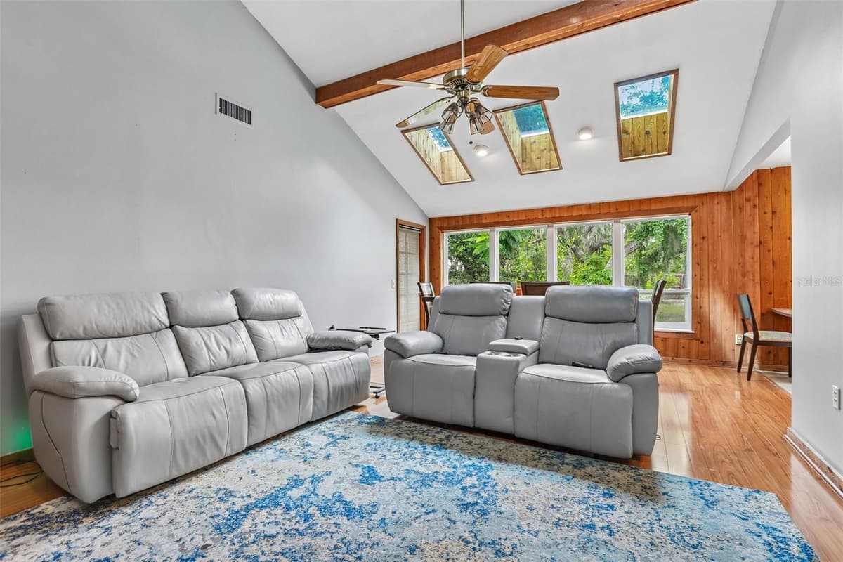 4603 RIDGECLIFF DRIVE — photo 8 of 62