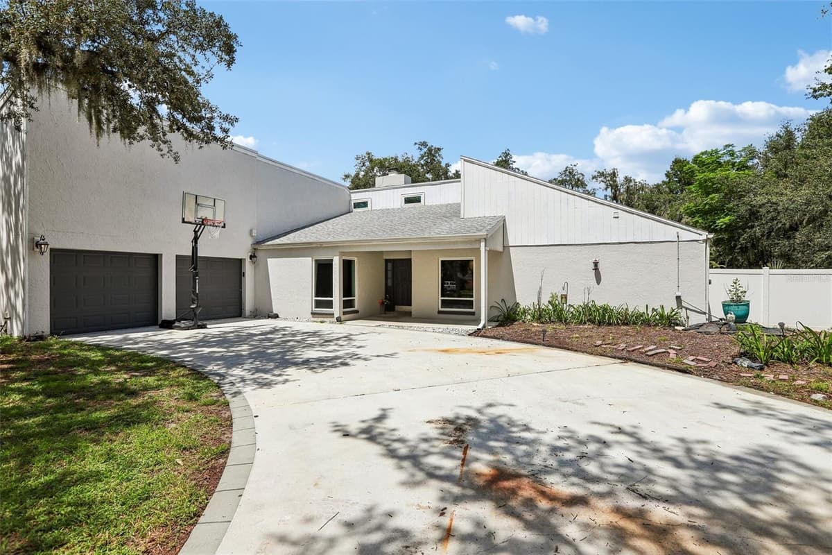4603 RIDGECLIFF DRIVE — photo 4 of 62