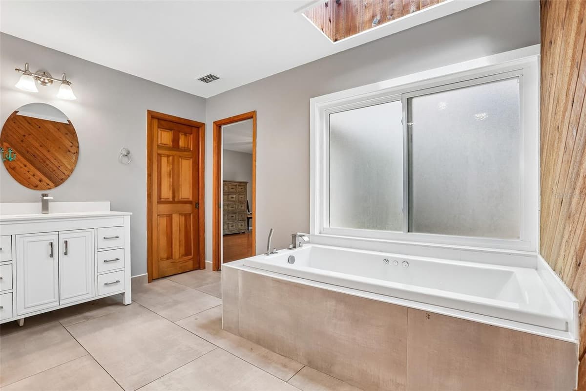 4603 RIDGECLIFF DRIVE — photo 32 of 62