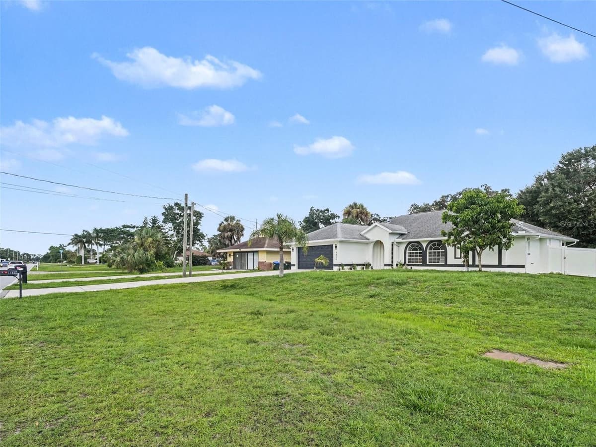 4850 S SALFORD BLVD — photo 3 of 30