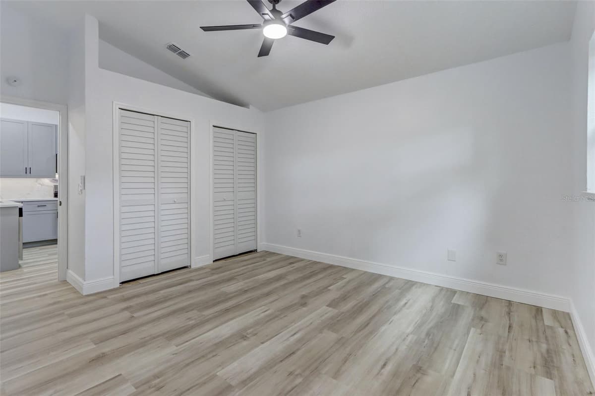 7711 LAKESIDE WOODS DRIVE — photo 20 of 48