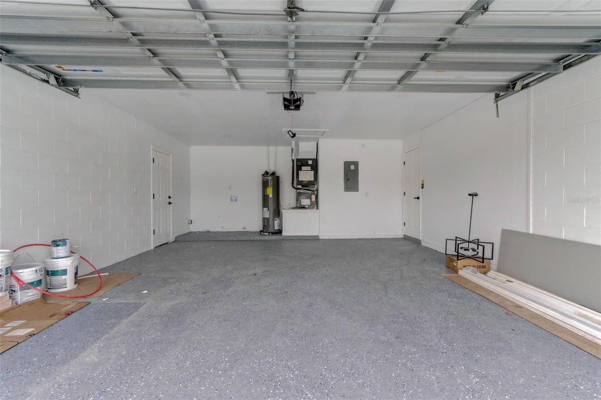 7711 LAKESIDE WOODS DRIVE — photo 36 of 48
