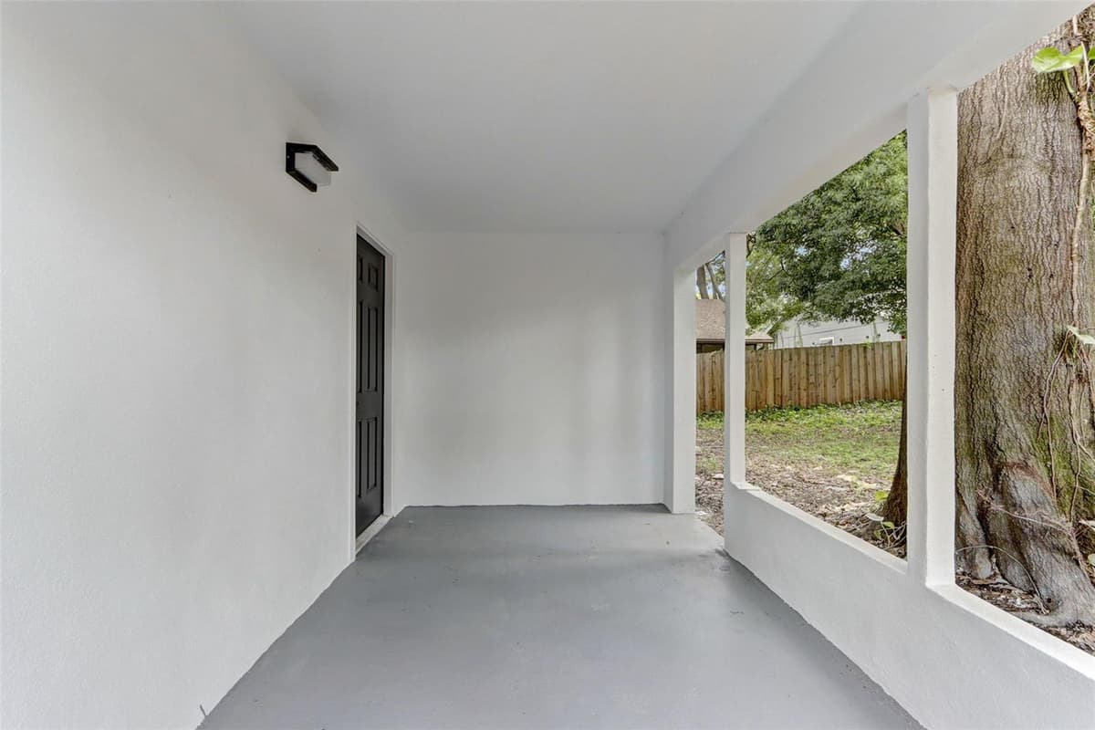 7711 LAKESIDE WOODS DRIVE — photo 40 of 48