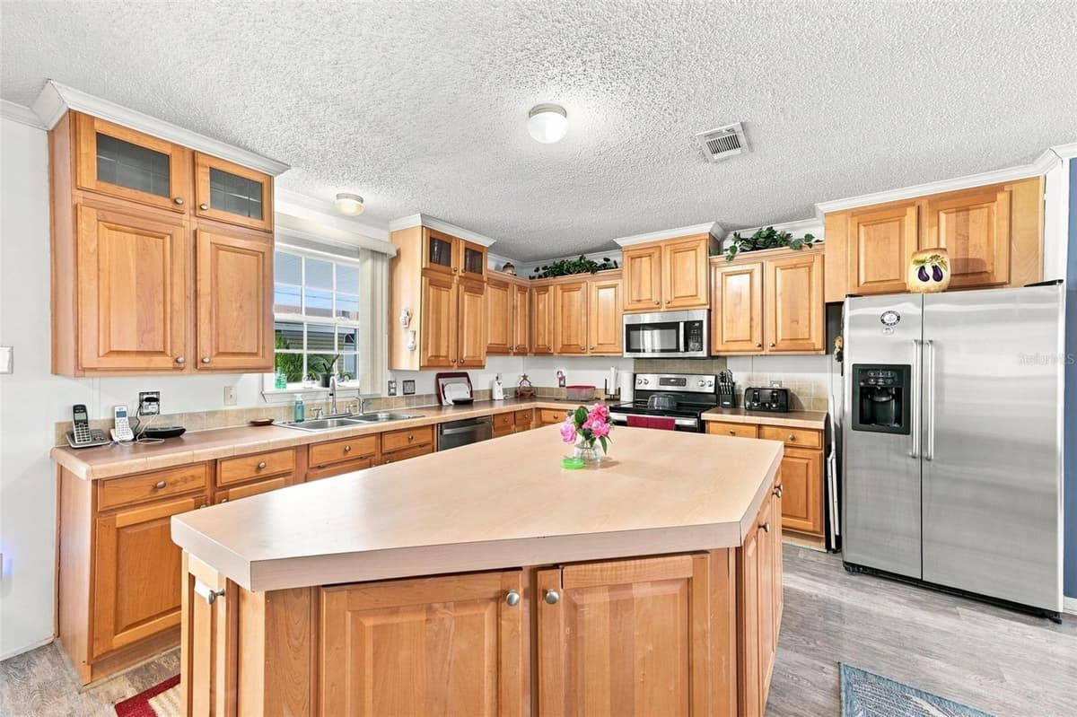 8329 FANTASIA PARK WAY — photo 17 of 40