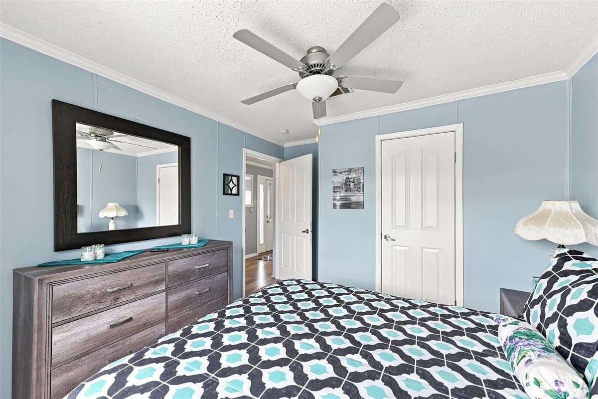 8329 FANTASIA PARK WAY — photo 23 of 40