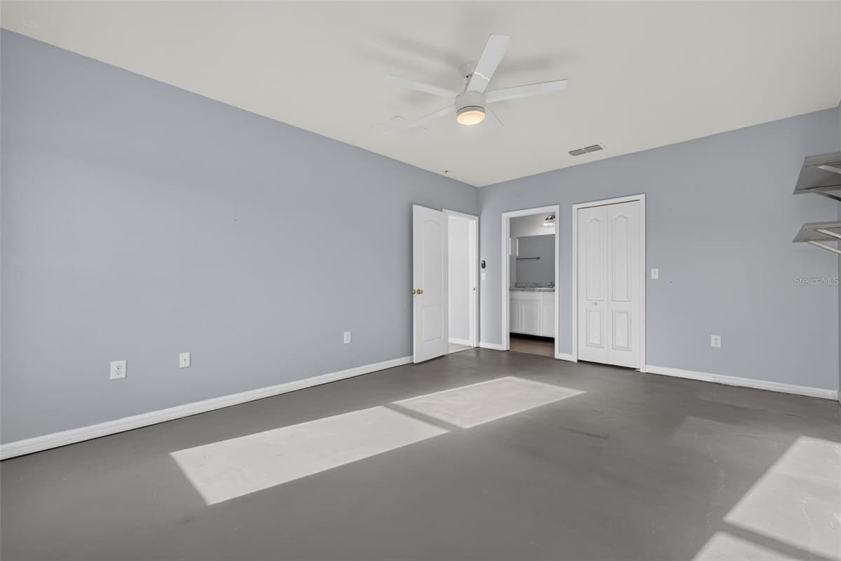 573 LUCERNE BOULEVARD — photo 34 of 40