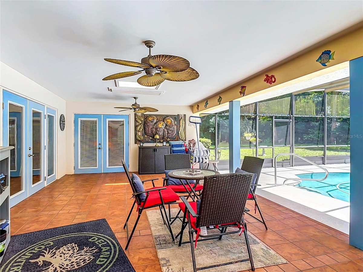 2269 COUNTRY CLUB DRIVE — photo 9 of 60