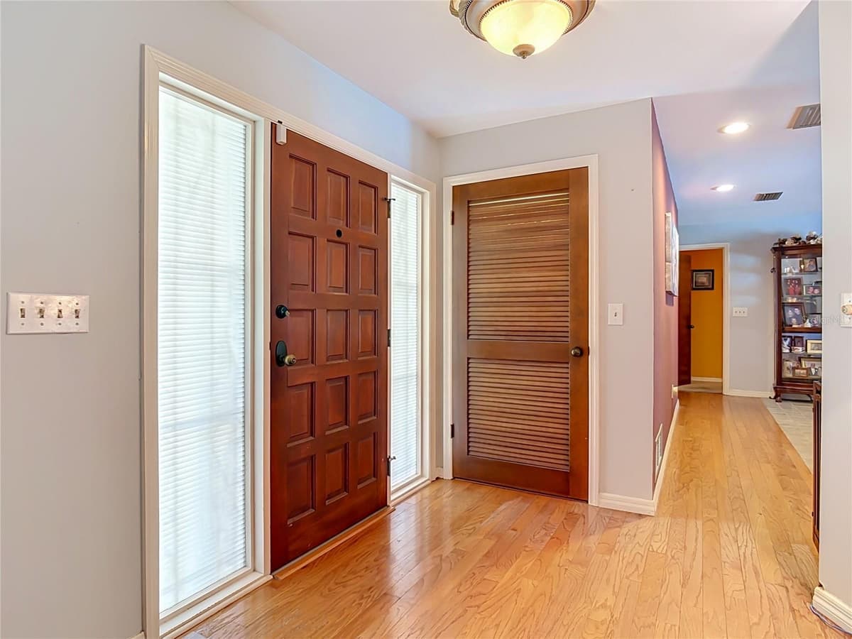 2269 COUNTRY CLUB DRIVE — photo 24 of 60