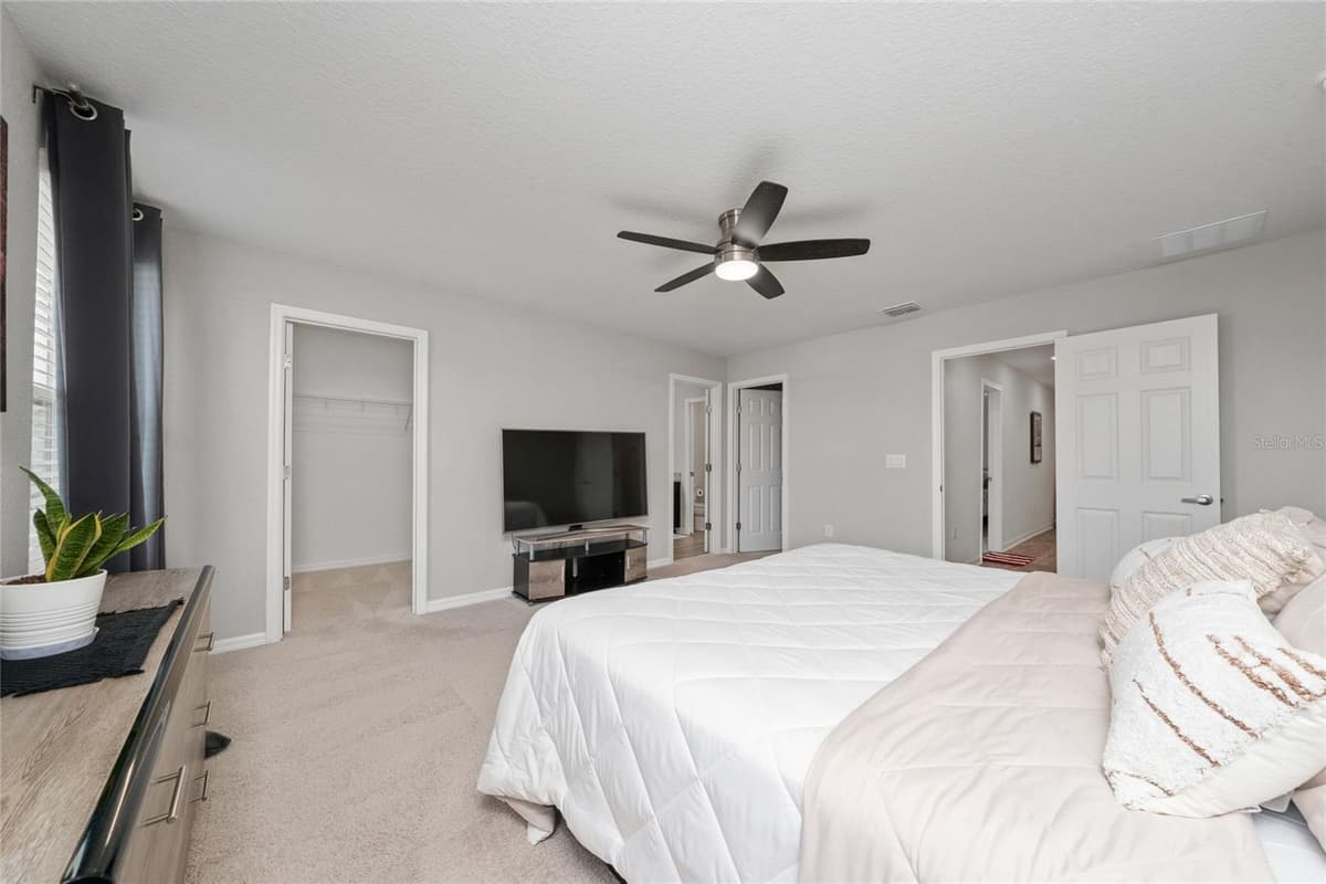 3075 FIELDWOOD CIRCLE — photo 11 of 35