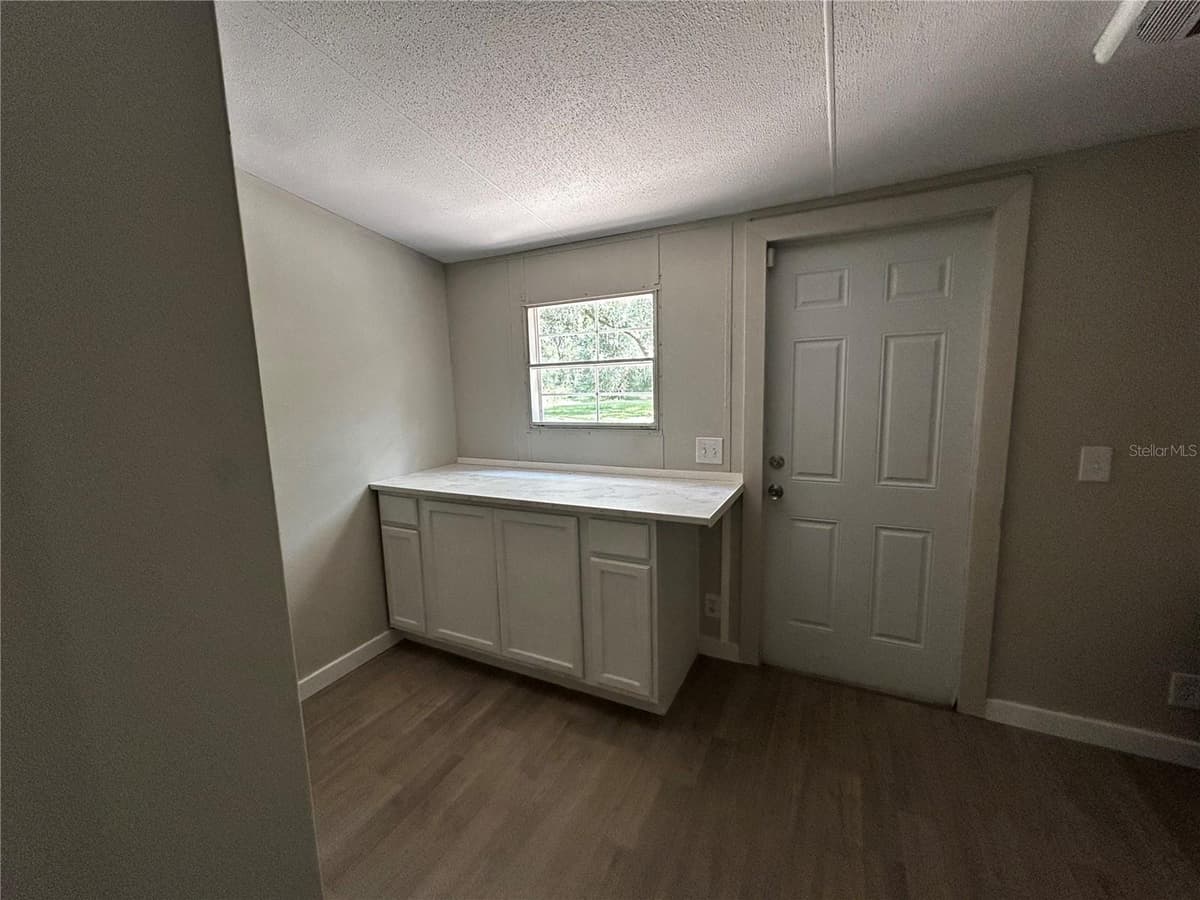 40838 SUTORUS ROAD — photo 10 of 21