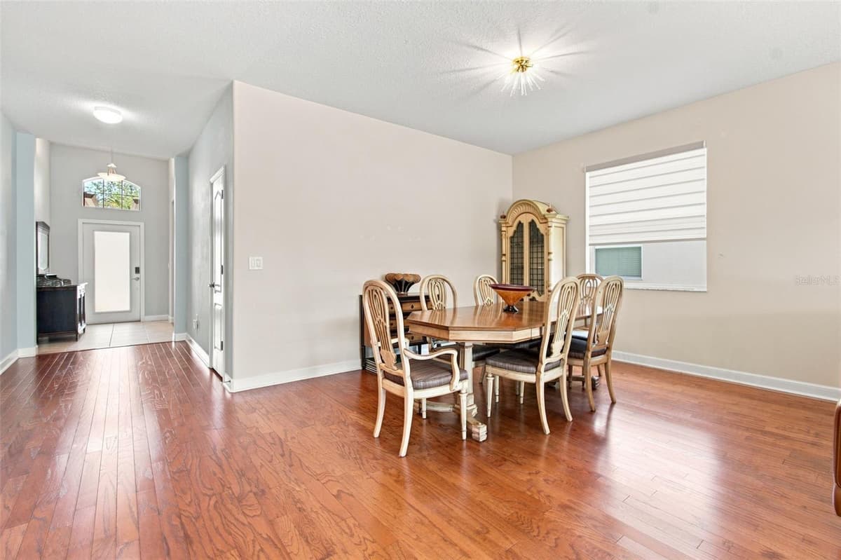20233 MERRY OAK AVENUE — photo 3 of 55
