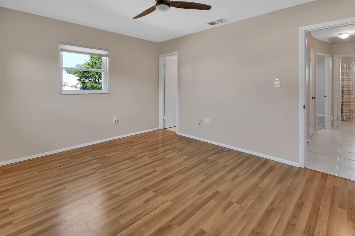 202 ELMWOOD AVENUE — photo 16 of 28