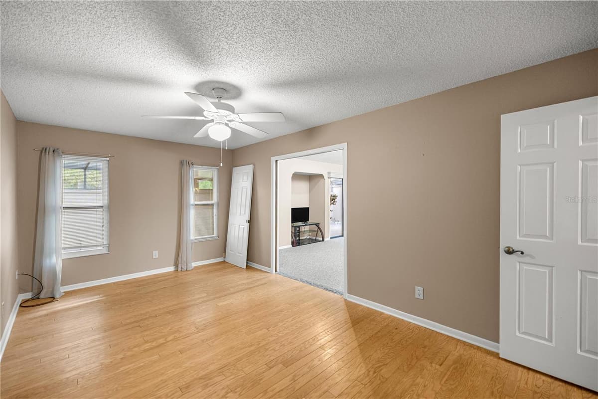 2052 37TH COURT CIRCLE — photo 15 of 24