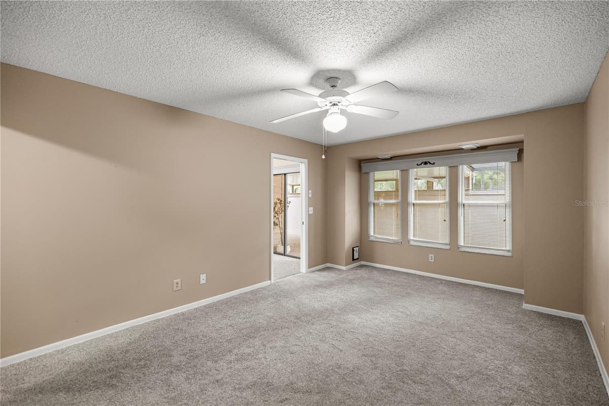 2052 37TH COURT CIRCLE — photo 12 of 24