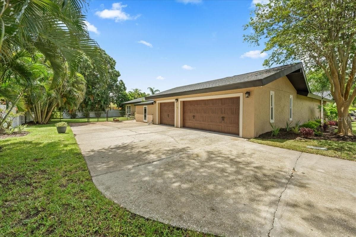 1701 ALLENS CREEK DRIVE — photo 53 of 99