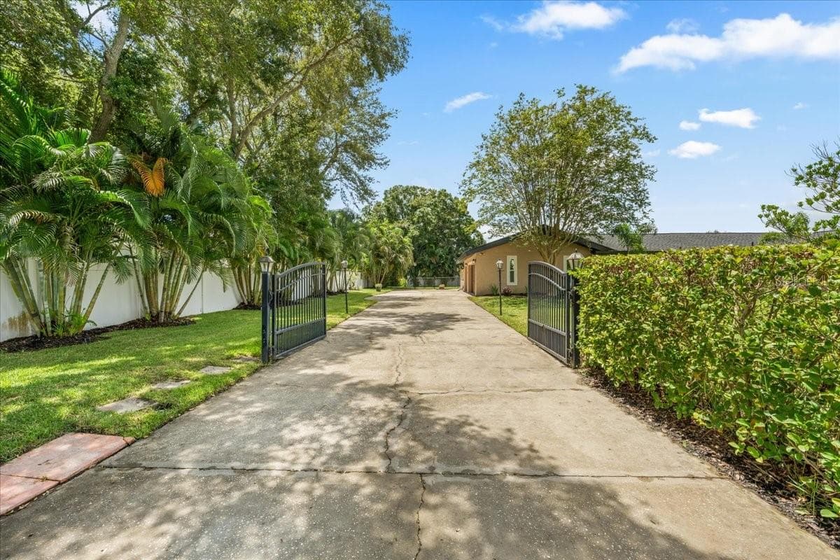 1701 ALLENS CREEK DRIVE — photo 52 of 99