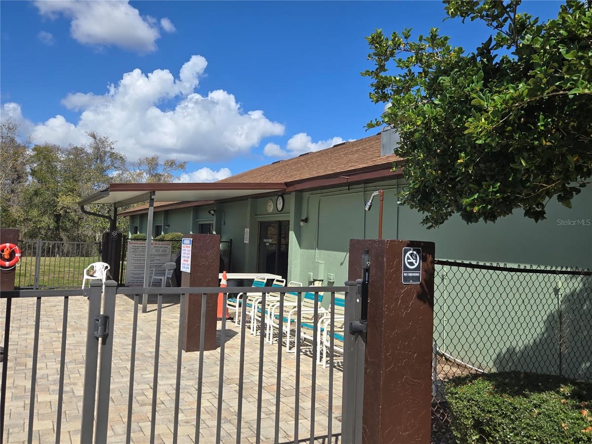 7098 ALAMANDA BOULEVARD — photo 35 of 36