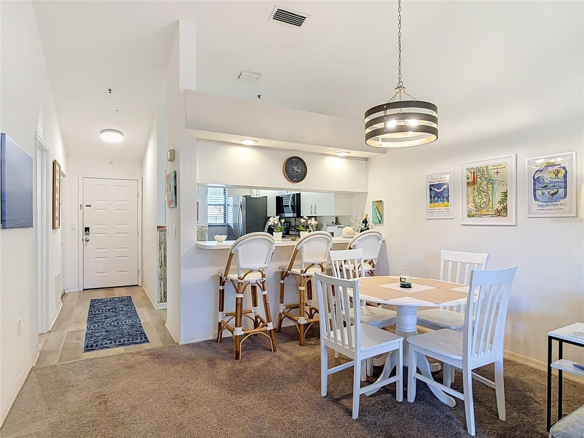 404 BOUCHELLE DRIVE — photo 10 of 37