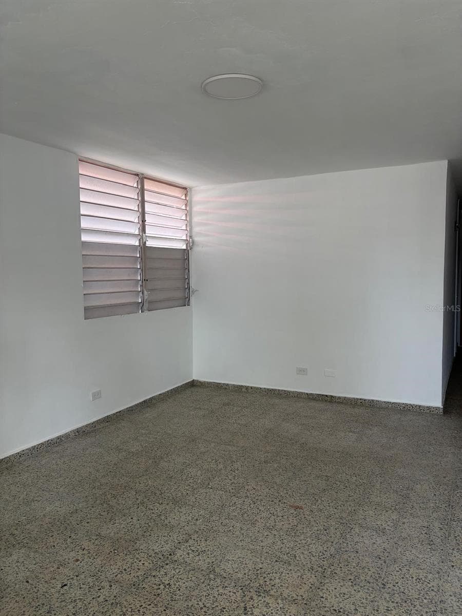 Villa Carolina 205-13 510 — photo 6 of 13