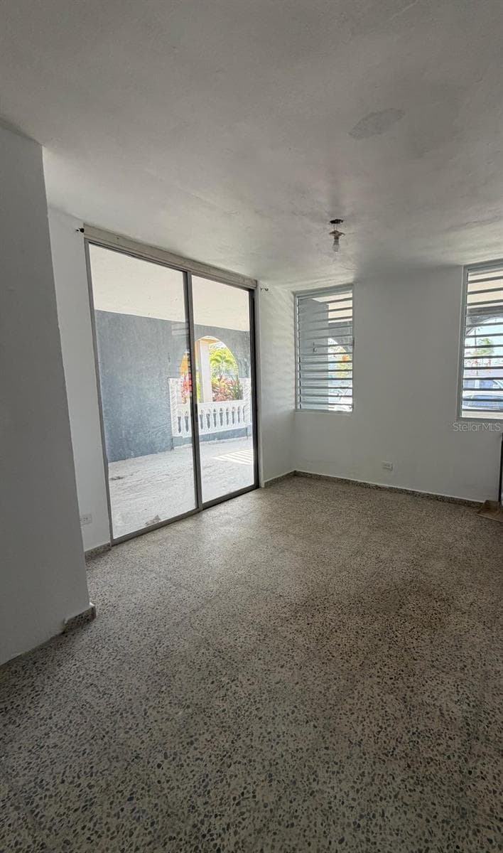 Villa Carolina 205-13 510 — photo 5 of 13