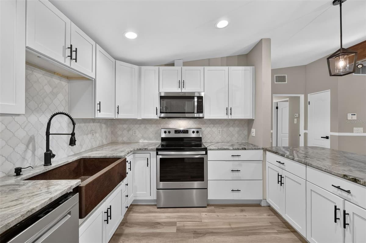 2434 TRACE AVE — photo 10 of 35