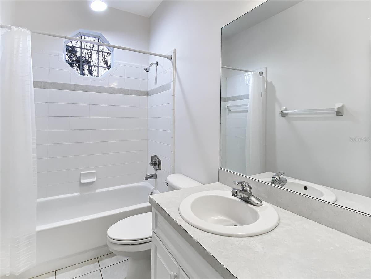 10301 52ND AVENUE — photo 15 of 22