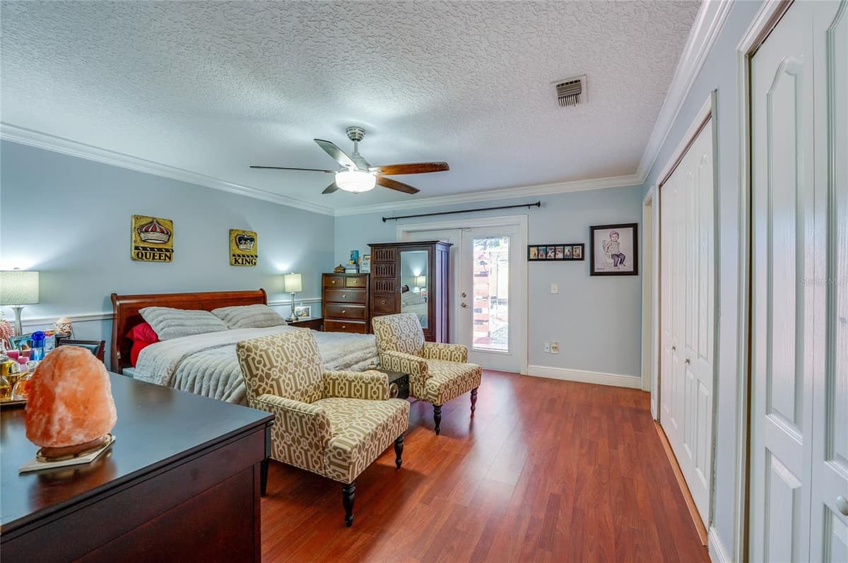 578 GOODRICH DRIVE — photo 18 of 36