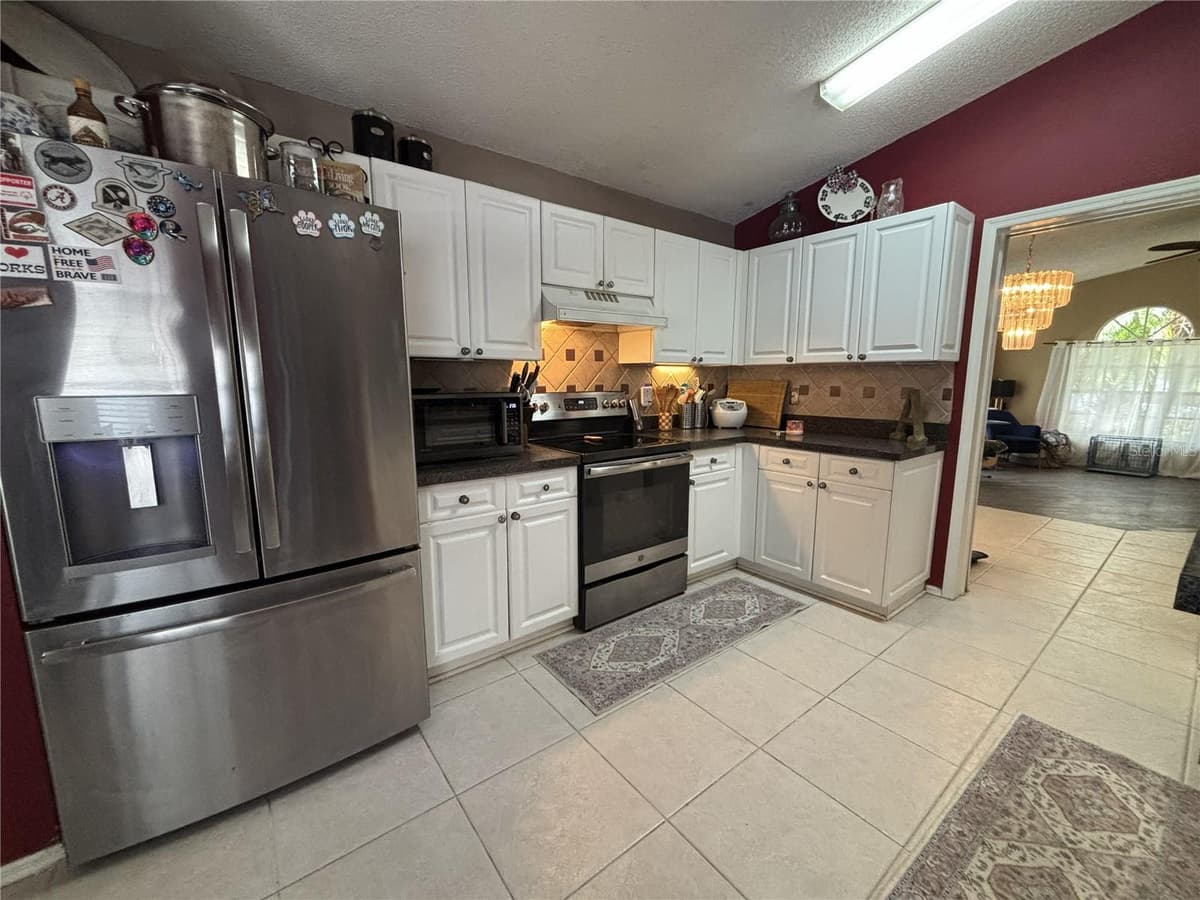 348 FOUNTAINVIEW CIRCLE — photo 8 of 19