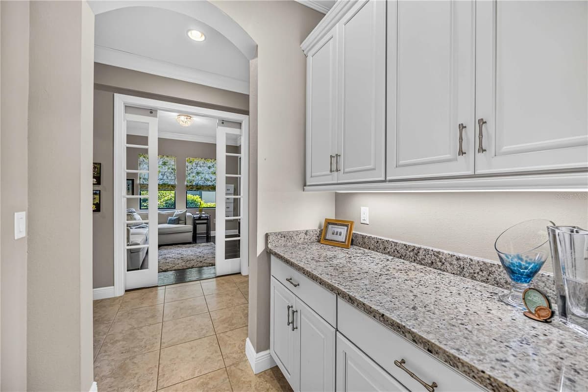 24232 GALLBERRY DRIVE — photo 39 of 89