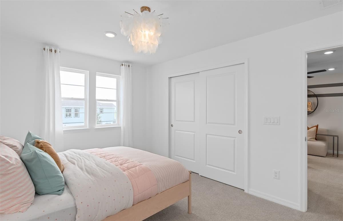 427 WINTER GROVE BOULEVARD — photo 31 of 35