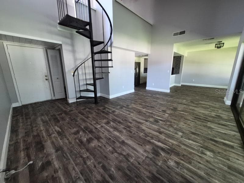 4719 PURITAN CIRCLE — photo 2 of 12