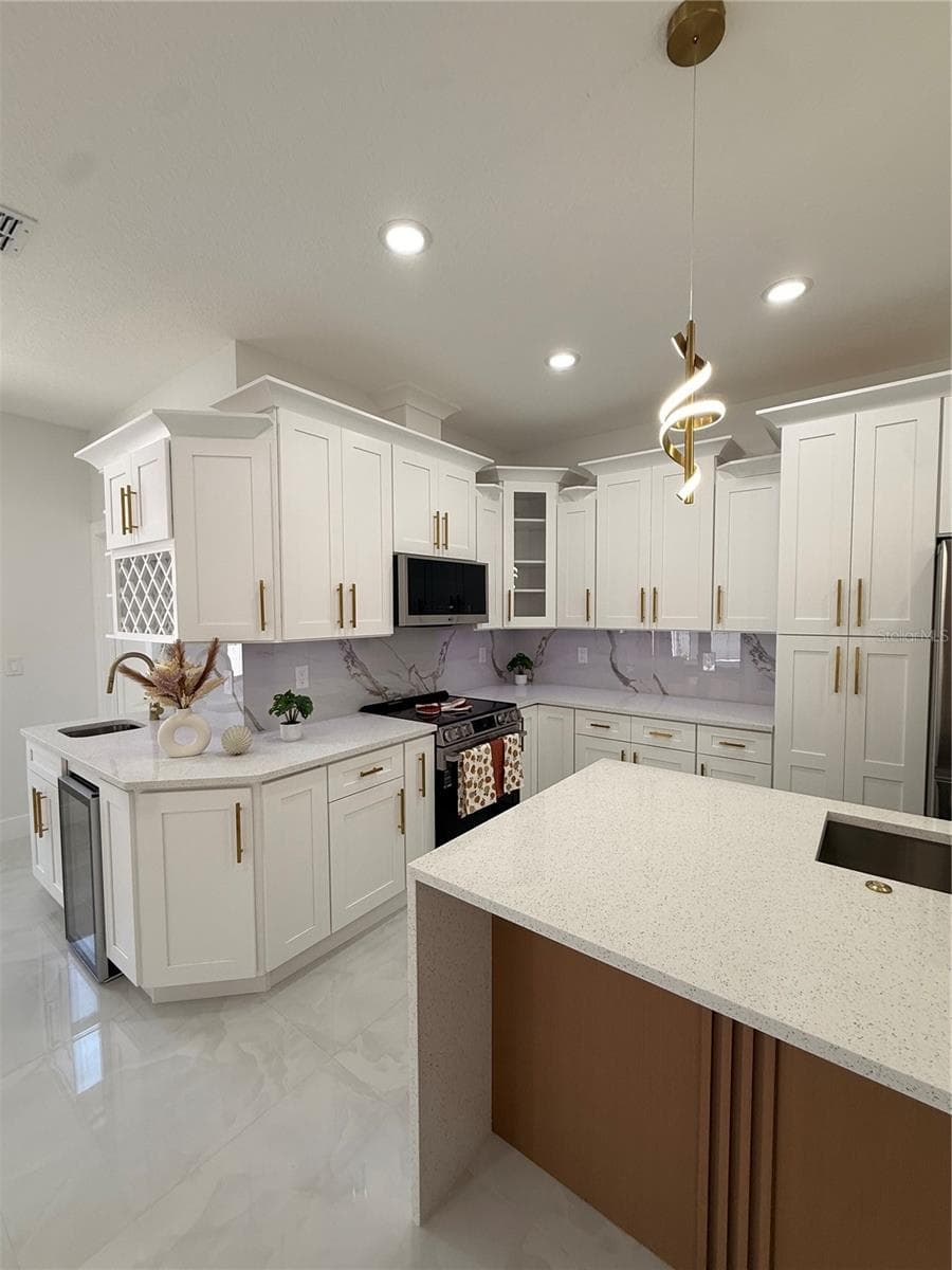 8208 ELMER STREET — photo 10 of 25