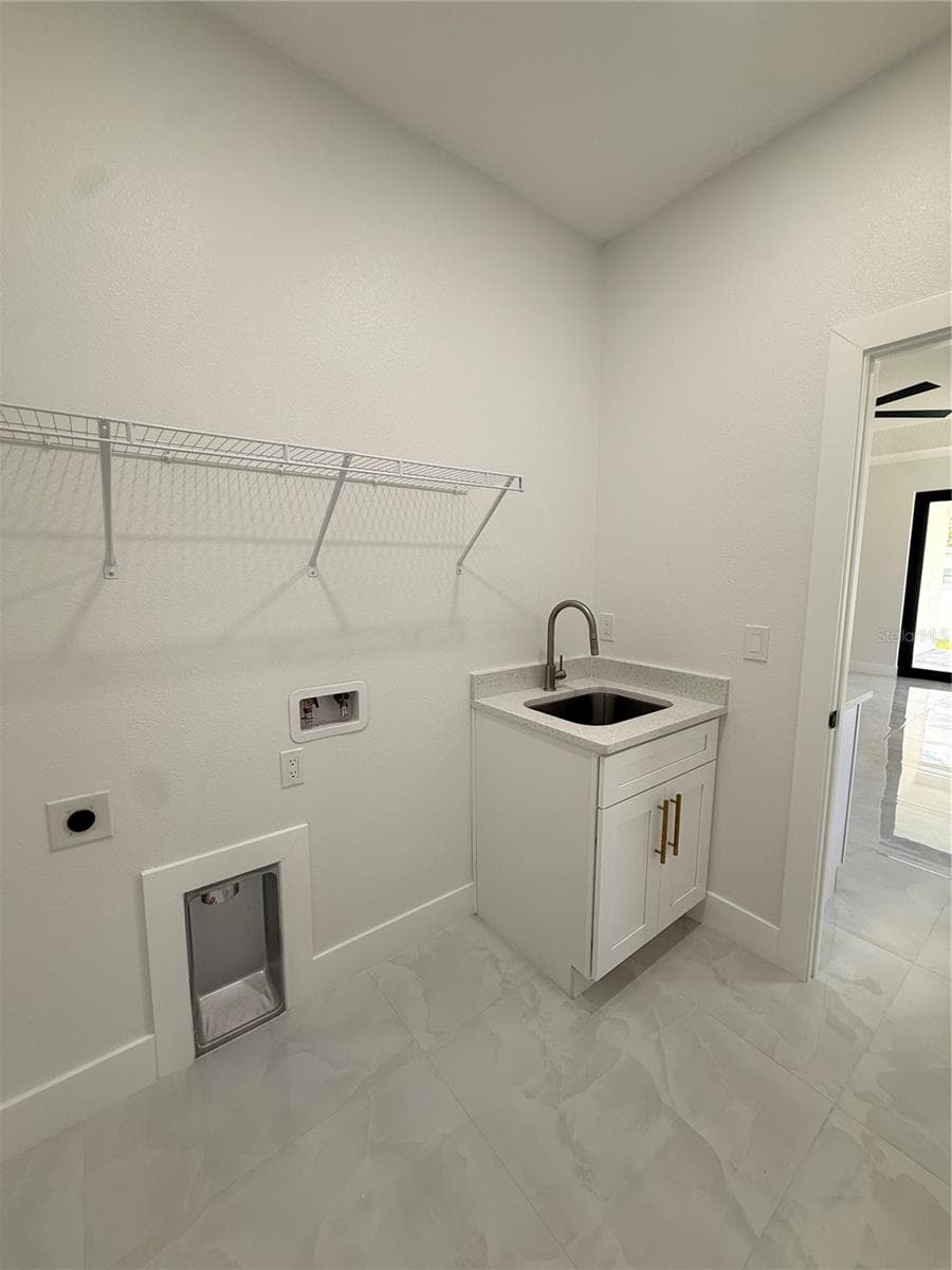8208 ELMER STREET — photo 22 of 25