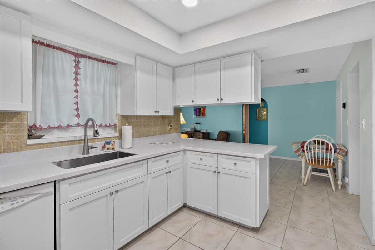 13497 OVAL DRIVE — photo 35 of 94
