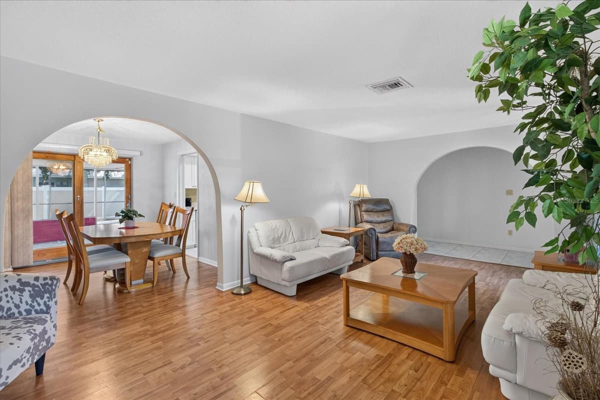 13497 OVAL DRIVE — photo 31 of 94