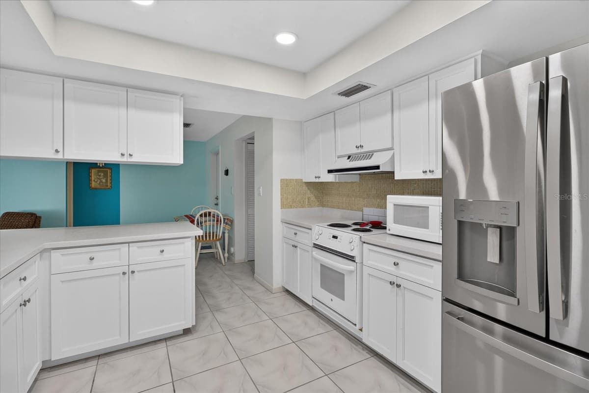 13497 OVAL DRIVE — photo 34 of 94