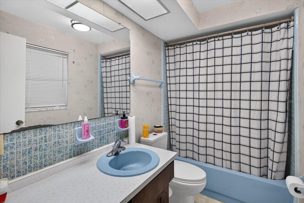 13497 OVAL DRIVE — photo 46 of 94