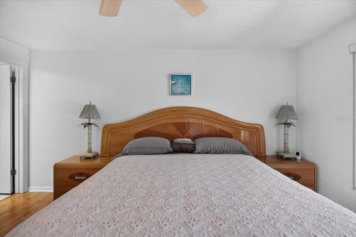 13497 OVAL DRIVE — photo 42 of 94