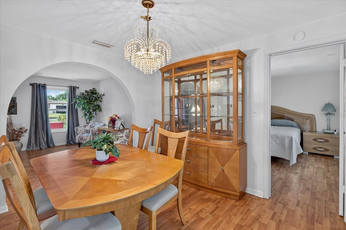 13497 OVAL DRIVE — photo 6 of 94
