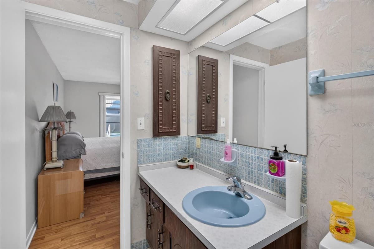 13497 OVAL DRIVE — photo 47 of 94