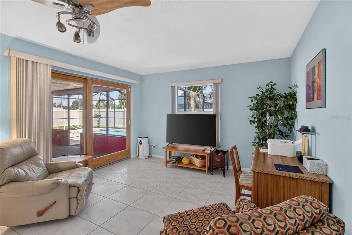 13497 OVAL DRIVE — photo 7 of 94