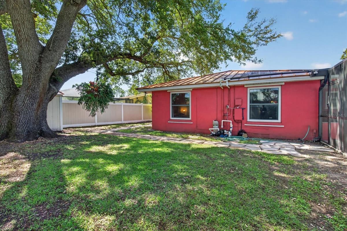 13497 OVAL DRIVE — photo 73 of 94