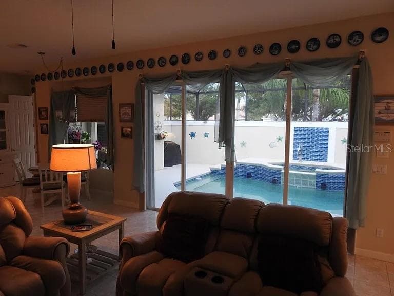 910 MUNJACK CIRCLE — photo 13 of 32