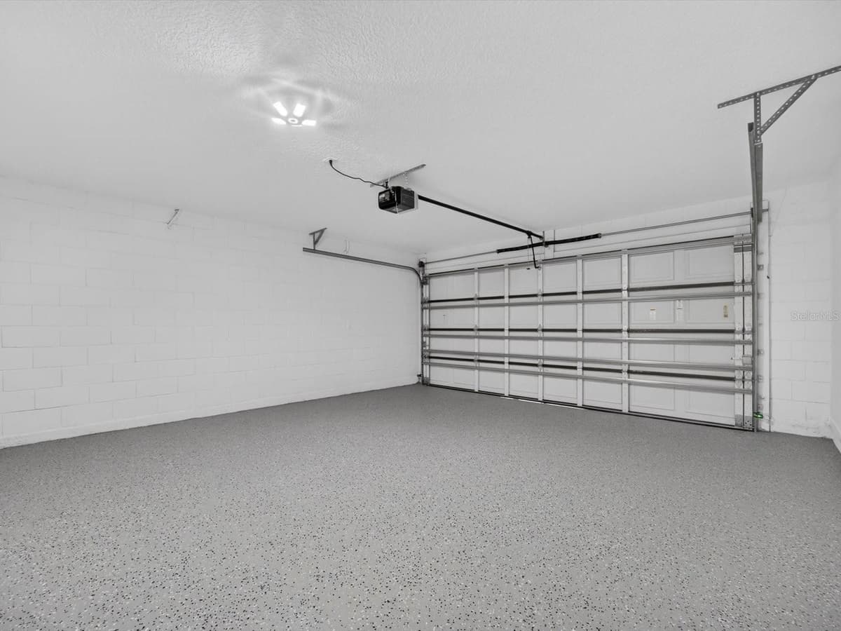 331 APPALOOSA COURT — photo 36 of 43