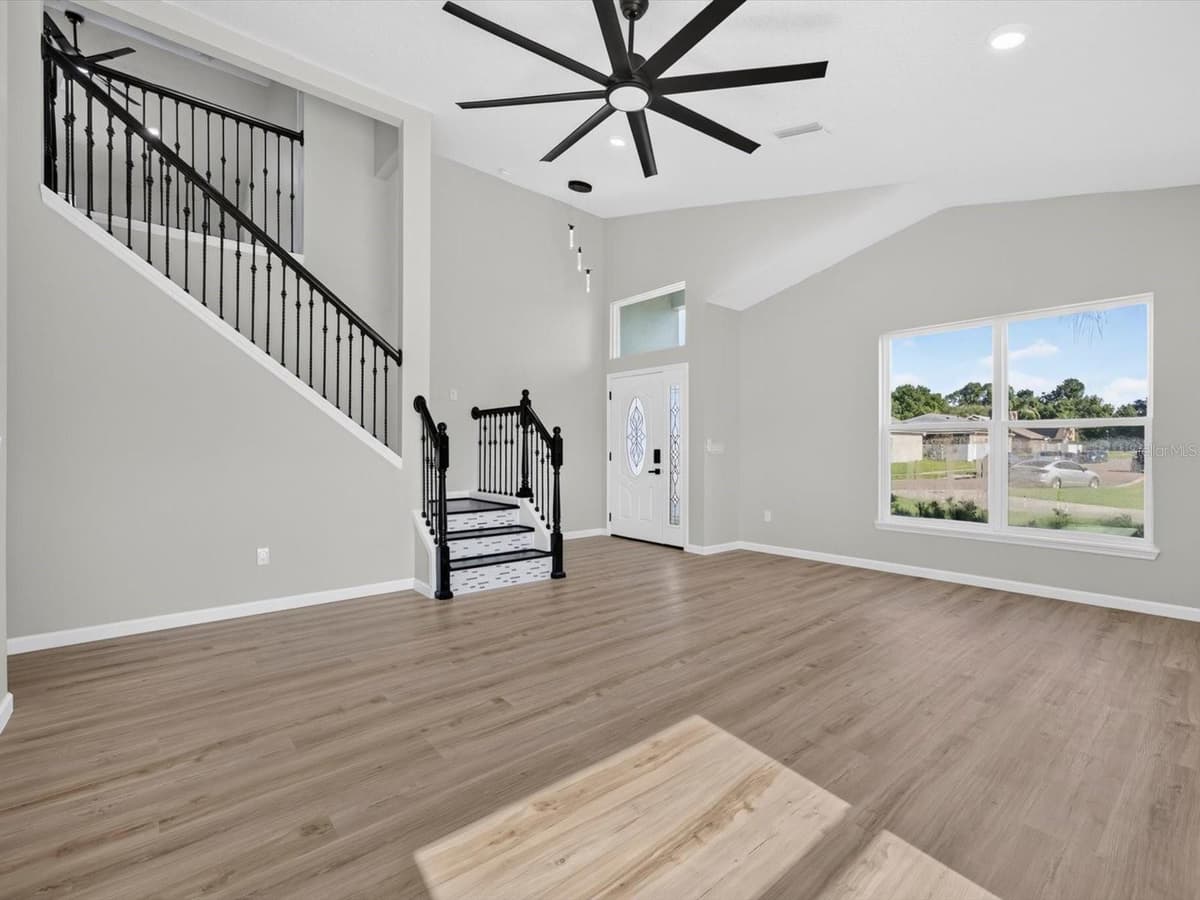 331 APPALOOSA COURT — photo 7 of 43