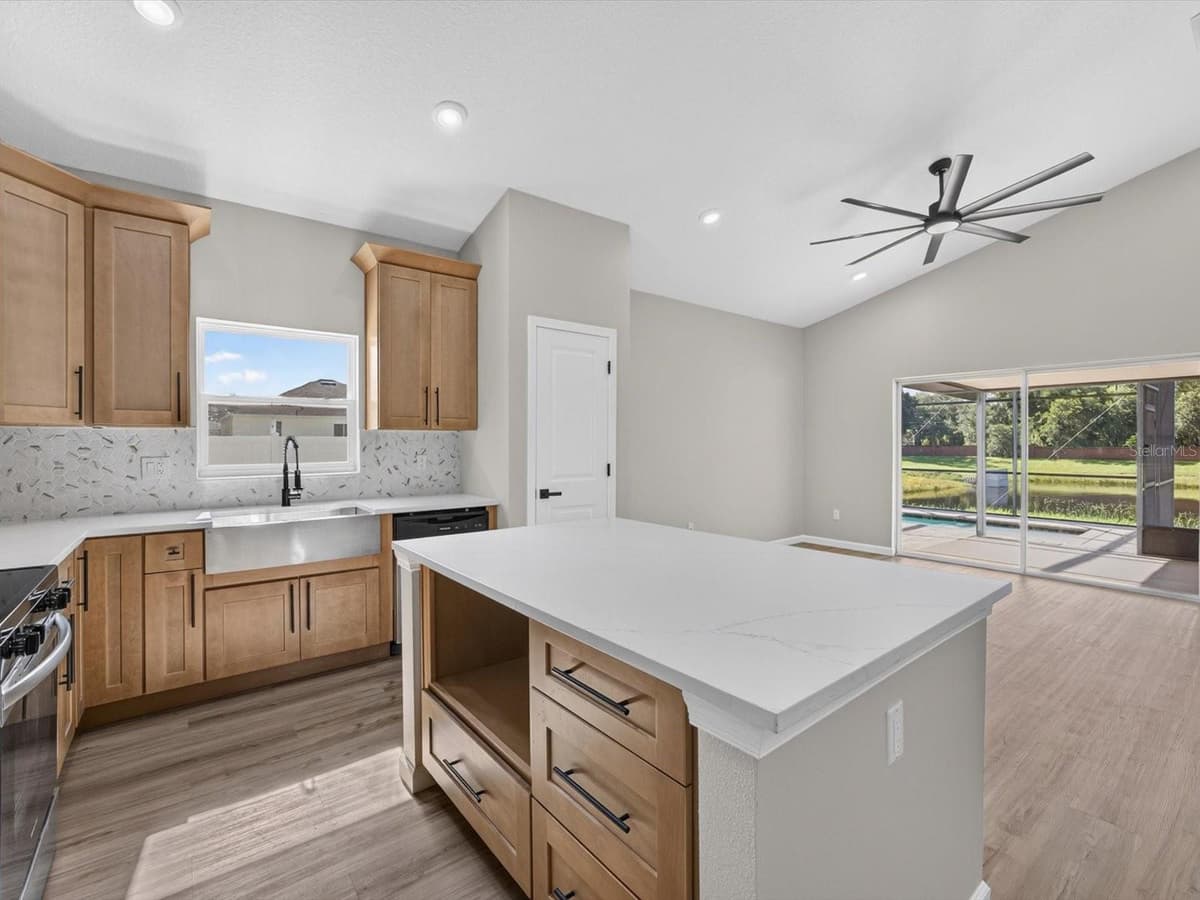 331 APPALOOSA COURT — photo 16 of 43