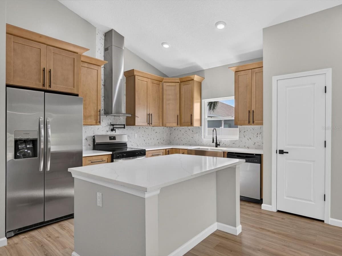 331 APPALOOSA COURT — photo 13 of 43